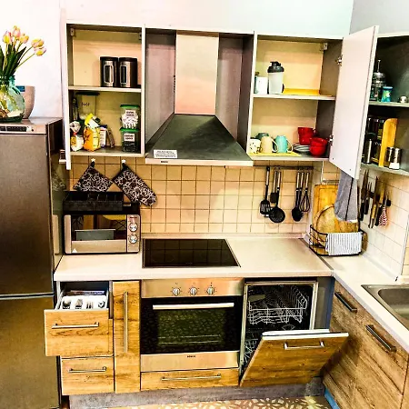 Two Bedroom - Alexandrovska - Location - Bus, Train And Marine Stations, Next To Sea Garden And * Burgas City