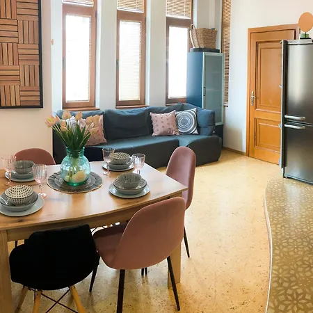 Two Bedroom - Alexandrovska - Location - Bus, Train And Marine Stations, Next To Sea Garden And * Бургас