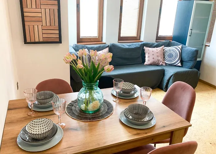 Апартаменты Two Bedroom - Alexandrovska - Location - Bus, Train And Marine Stations, Next To Sea Garden And *